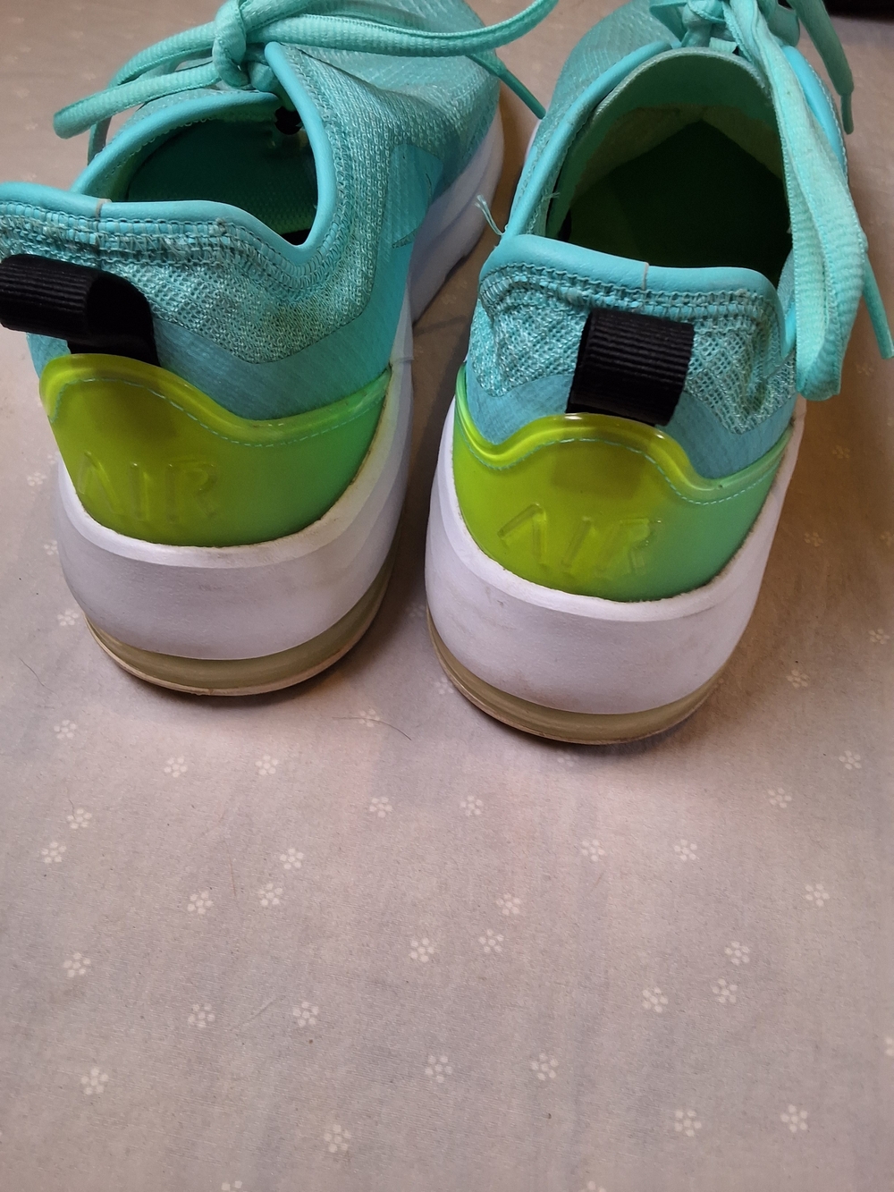 Nike Turquoise Running Sneakers - Picture 7 of 7